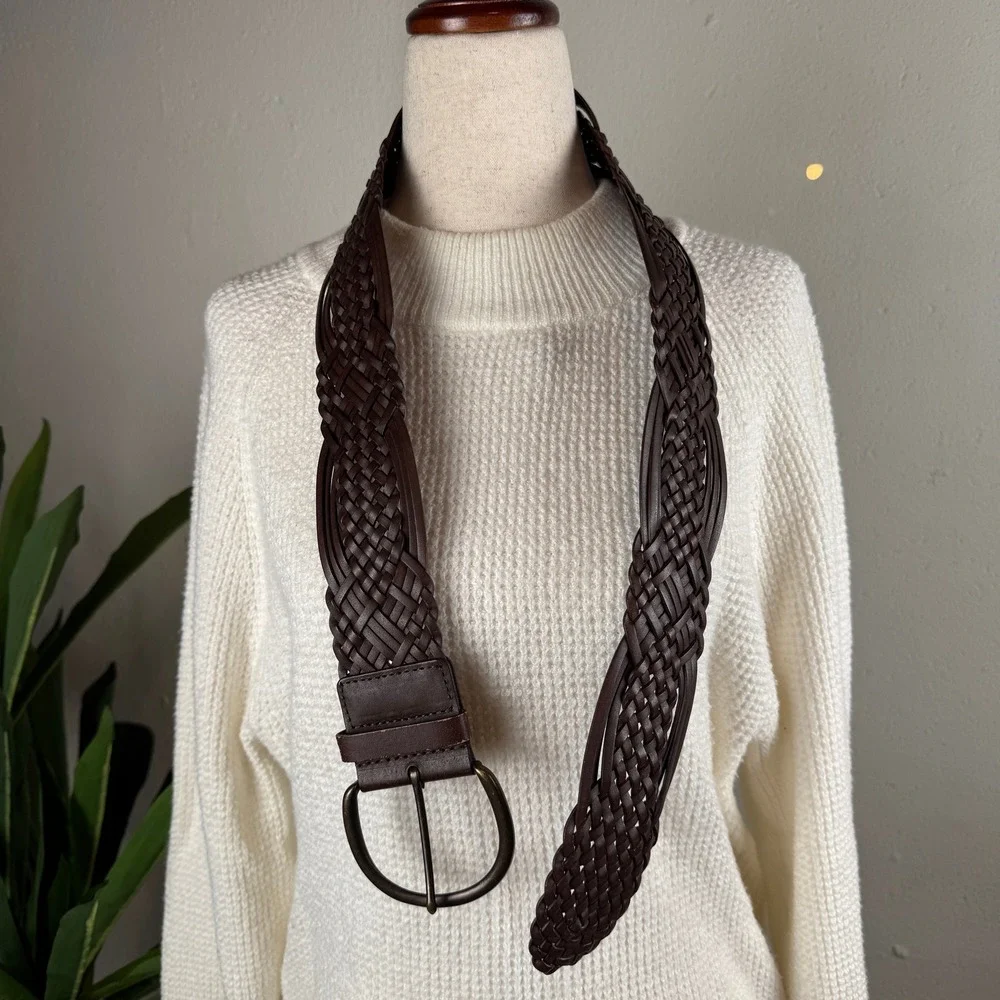 Coastal Cowgirl Festival Vintage 90s Brown Leather Braided Woven Belt Small